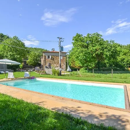 3 Bedroom Amazing In Citt Di Castello Pg