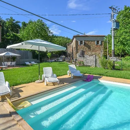 Сasa de vacaciones 3 Bedroom Amazing In Citt Di Castello Pg Lugnano