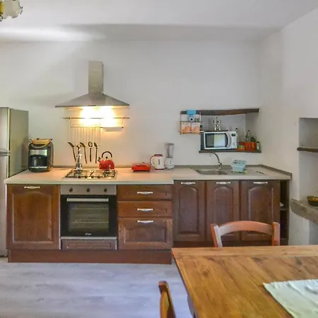 3 Bedroom Amazing In Citt Di Castello Pg * Lugnano