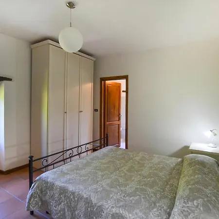 3 Bedroom Amazing In Citt Di Castello Pg Dom wakacyjny