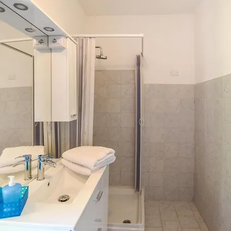 3 Bedroom Amazing In Citt Di Castello Pg Сasa de vacaciones